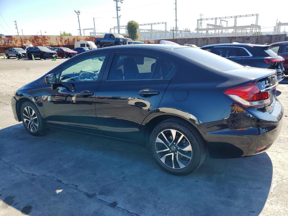 61639156 :رقم المزاد ، 2HGFB2F80FH564699 vin ، 2015 Honda Civic مزاد بيع