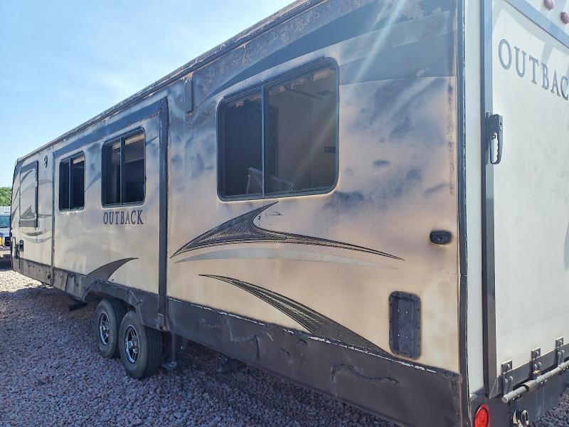60808456 :رقم المزاد ، 4YDT33526KB450790 vin ، 2019 Keystone Outback مزاد بيع