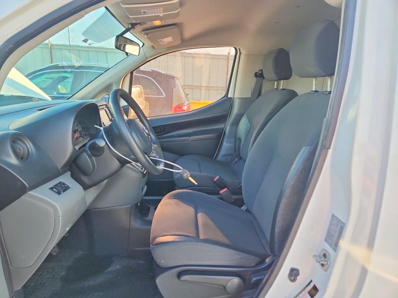 41633016 :رقم المزاد ، 3N6CM0KNXHK698337 vin ، 2017 Nissan Nv200 مزاد بيع