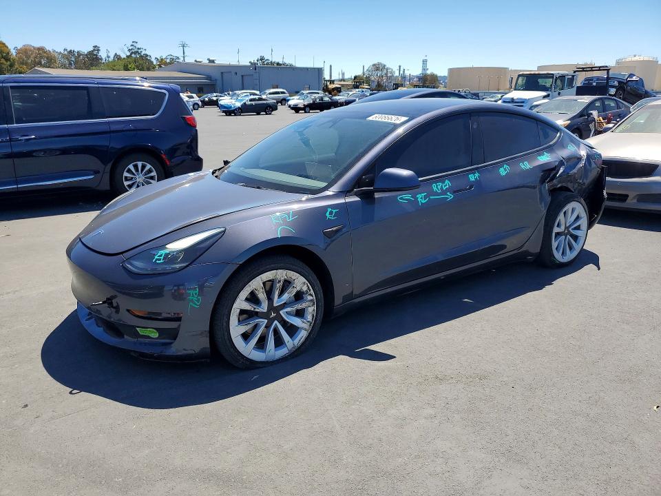 Продажа на аукционе авто 2022 Tesla Model 3, vin: 5YJ3E1EB9NF203797, номер лота: 60086626