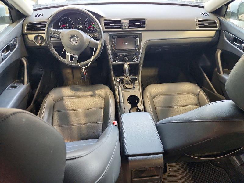 61183376 :رقم المزاد ، 1VWAS7A32FC123030 vin ، 2015 Volkswagen Passat مزاد بيع