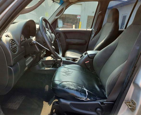 61040096 :رقم المزاد ، 1J4GL48K22W256248 vin ، 2002 Jeep Liberty مزاد بيع