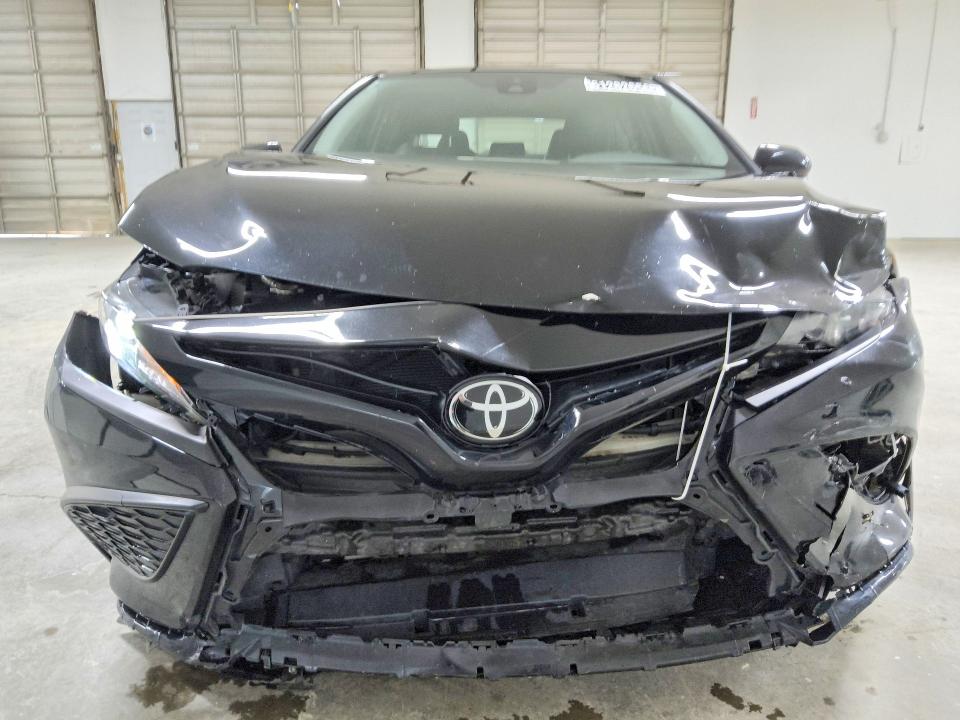 61282656 :رقم المزاد ، 4T1G11BK4RU128050 vin ، 2024 Toyota Camry مزاد بيع