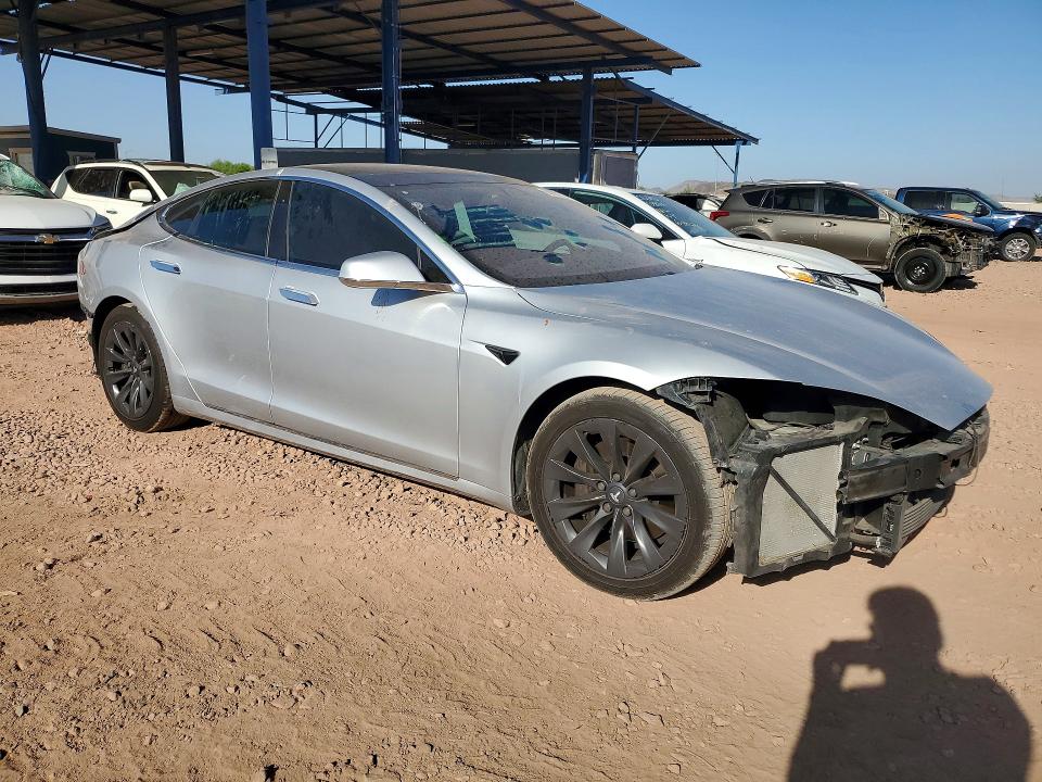 2018 Tesla Model S მანქანა იყიდება აუქციონზე, vin: 5YJSA1E26JF257690, აუქციონის ნომერი: 58997776