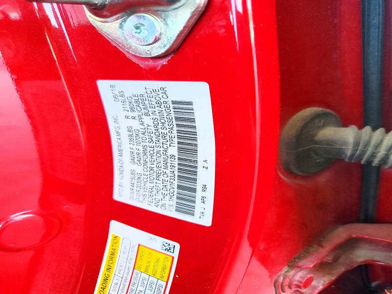 60363006 :رقم المزاد ، 1HGCV1F33JA191139 vin ، 2018 Honda Accord مزاد بيع