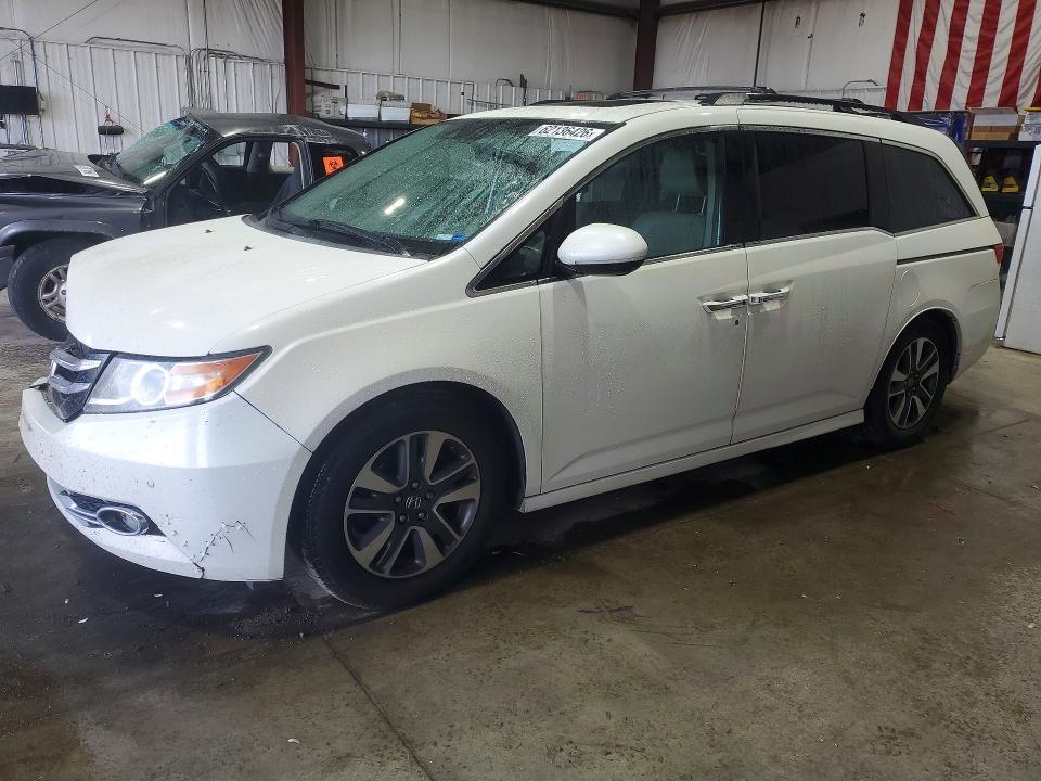 62136426 :رقم المزاد ، 5FNRL5H93FB044020 vin ، 2015 Honda Odyssey مزاد بيع