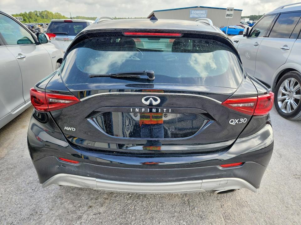 Продаж на аукціоні авто 2018 Infiniti Qx30, vin: SJKCH5CR1JA057605, номер лоту: 61542156