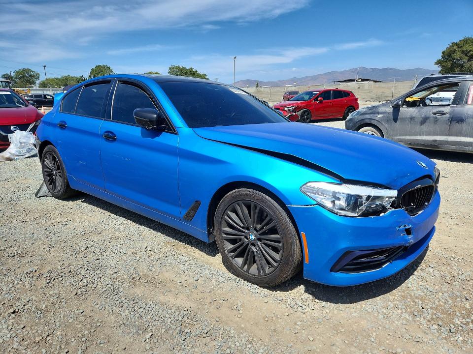 62343316 :رقم المزاد ، WBAJR3C08LWW67470 vin ، 2020 Bmw 530 مزاد بيع