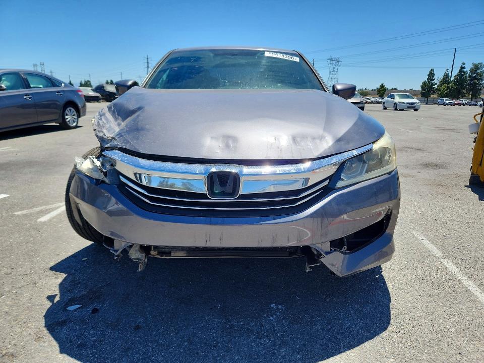 Продаж на аукціоні авто 2017 Honda Accord, vin: 1HGCR2F58HA073612, номер лоту: 59818396