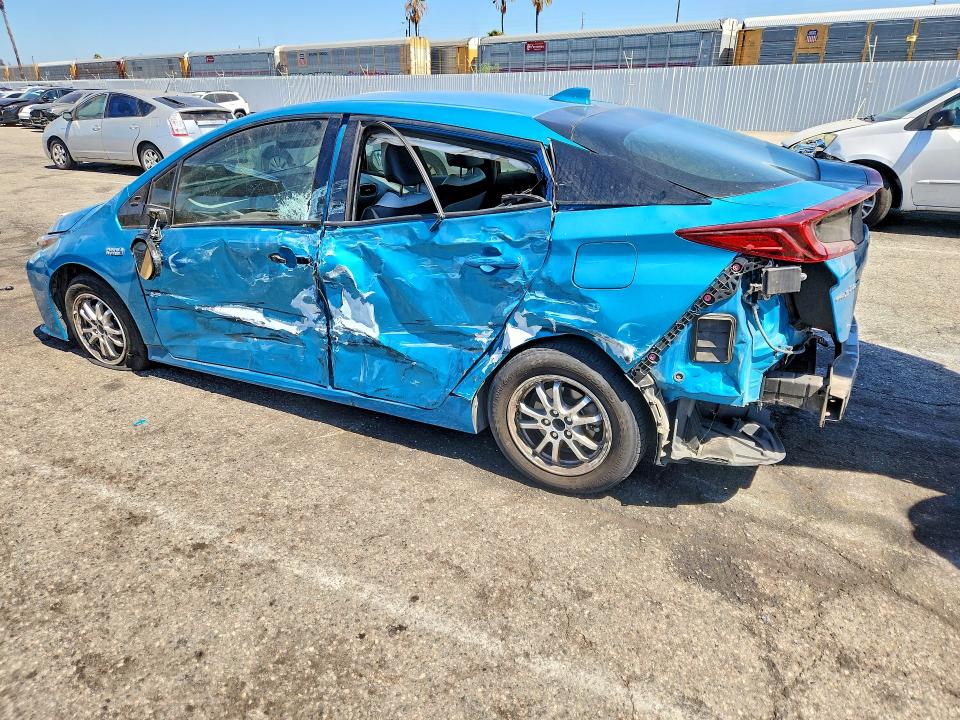 Продажа на аукционе авто 2018 Toyota Prius Prime, vin: JTDKARFP2J3068315, номер лота: 61276736