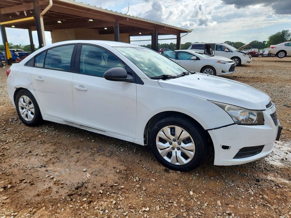 62222606 :رقم المزاد ، 1G1PA5SH2E7401598 vin ، 2014 Chevrolet Cruze مزاد بيع