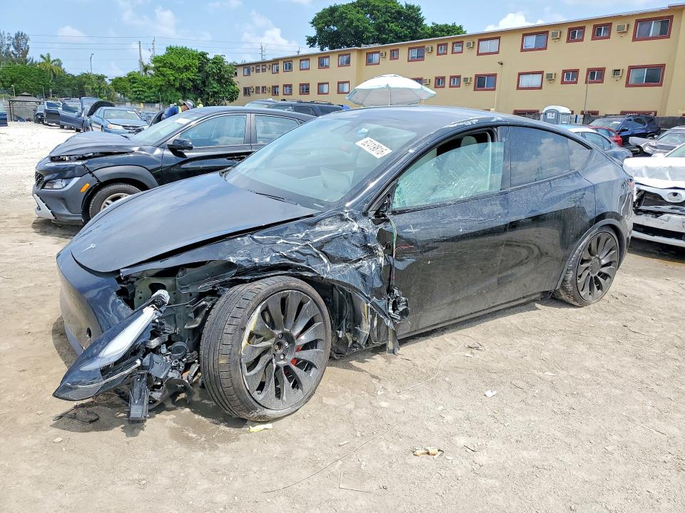 62419816 :رقم المزاد ، 5YJYGDEF9MF089156 vin ، 2021 Tesla Model Y مزاد بيع