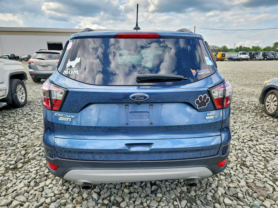 63170026 :رقم المزاد ، 1FMCU9HD0JUB37068 vin ، 2018 Ford Escape مزاد بيع