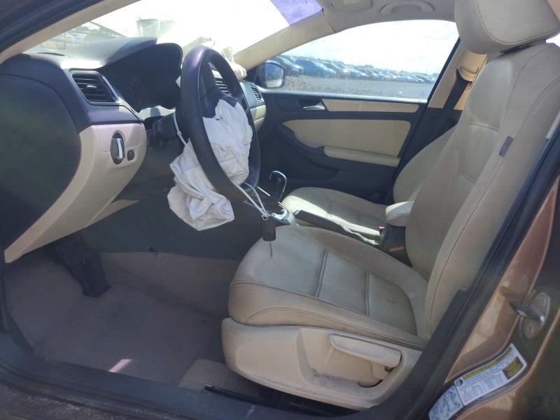 62466546 :رقم المزاد ، 3VWDZ7AJXBM133126 vin ، 2011 Volkswagen Jetta مزاد بيع