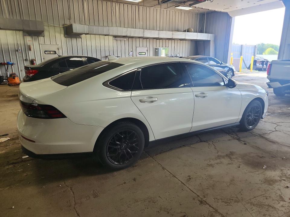 Продаж на аукціоні авто 2024 Honda Accord, vin: 1HGCY1F37RA037942, номер лоту: 61690736