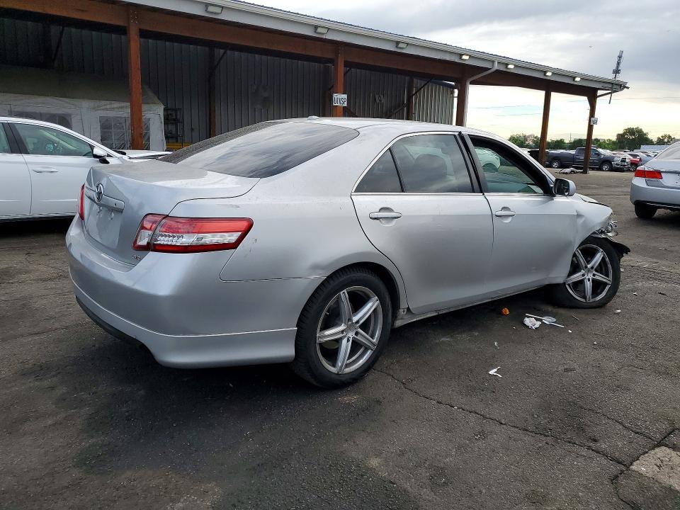 2010 Toyota Camry მანქანა იყიდება აუქციონზე, vin: 4T1BF3EK5AU081070, აუქციონის ნომერი: 60498066