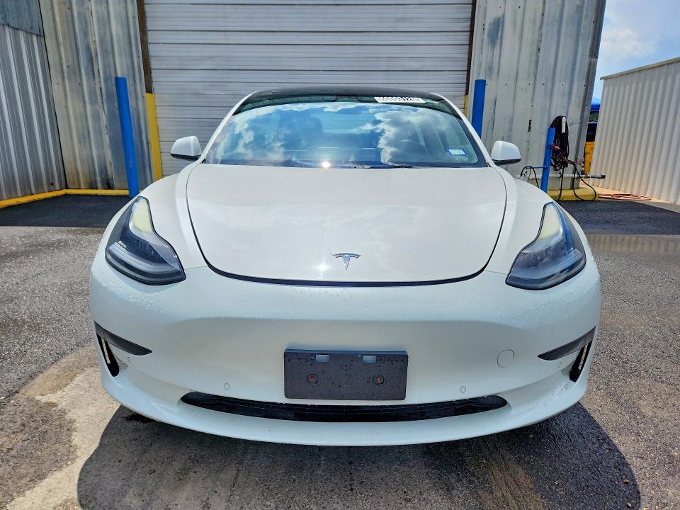 60093126 :رقم المزاد ، 5YJ3E1EA9NF191786 vin ، 2022 Tesla Model 3 مزاد بيع