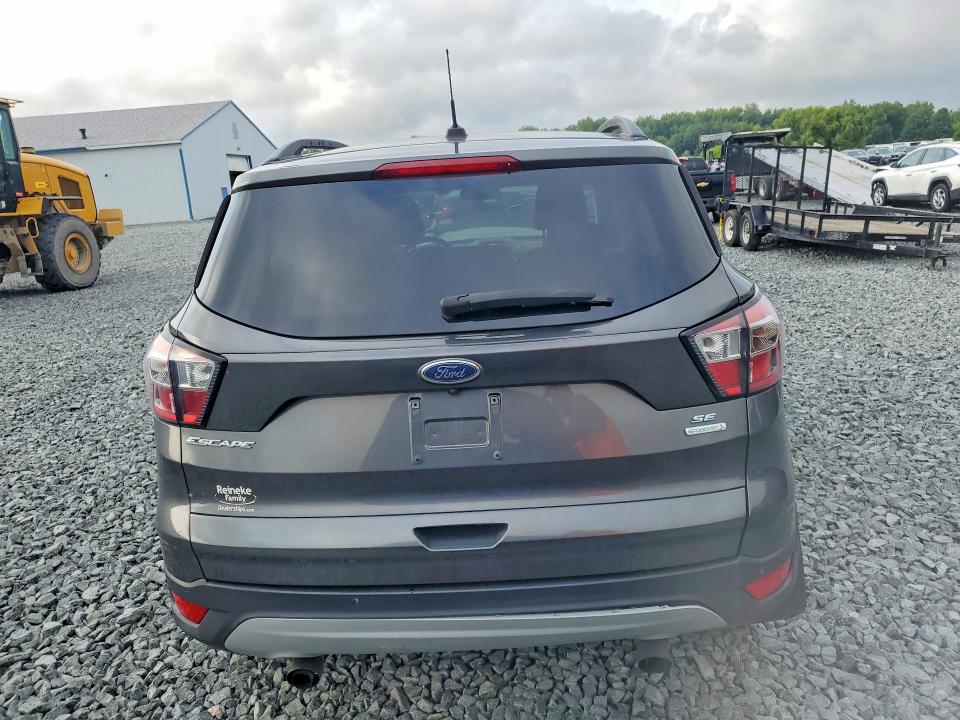 Продажа на аукционе авто 2017 Ford Escape, vin: 1FMCU0GDXHUE31956, номер лота: 62762276