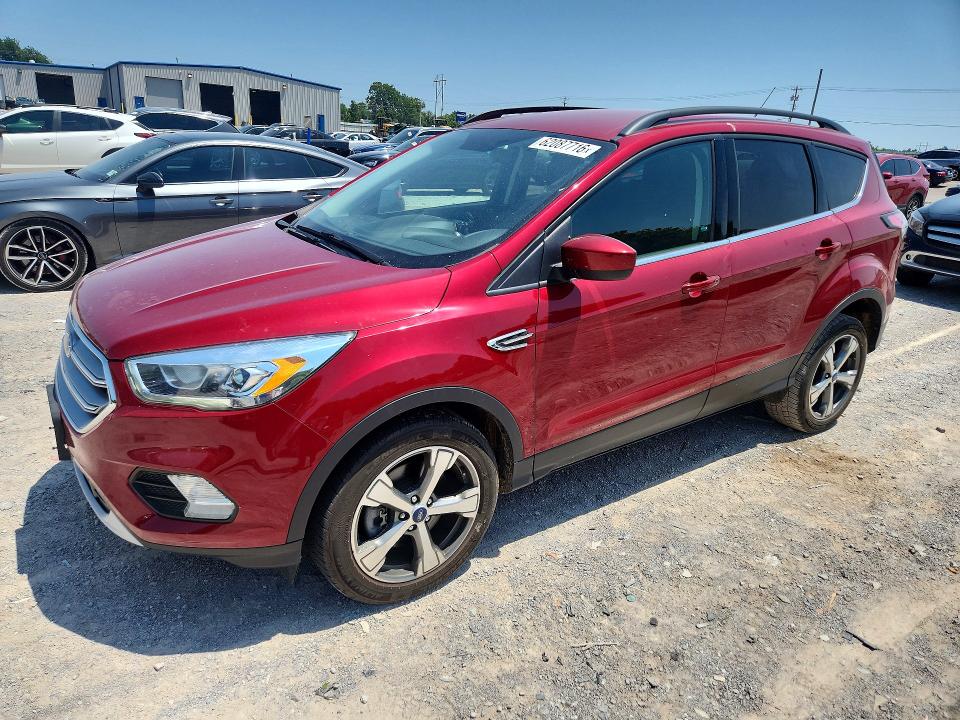 62087716 :رقم المزاد ، 1FMCU9G93HUA82199 vin ، 2017 Ford Escape مزاد بيع