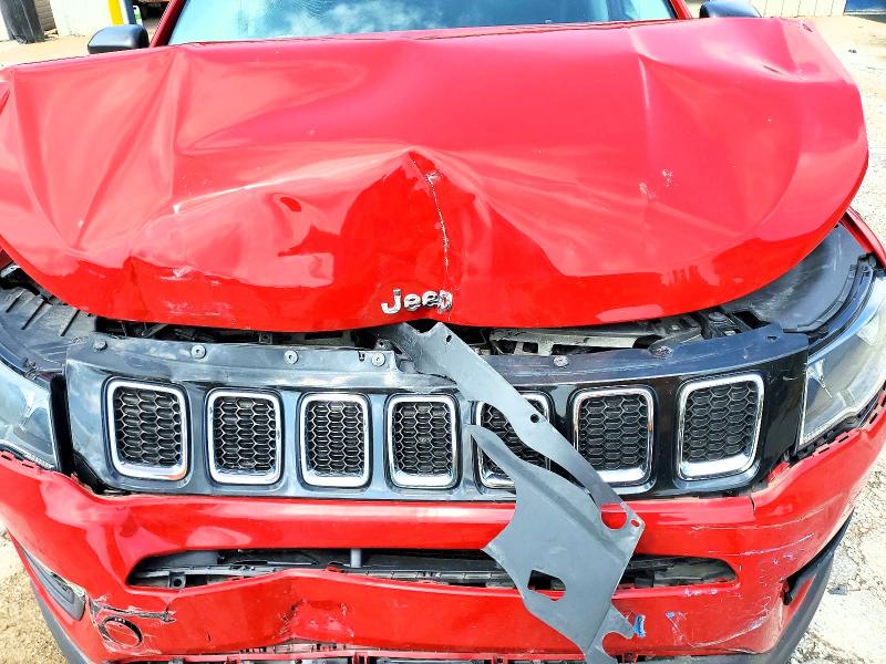 62070996 :رقم المزاد ، 3C4NJDAB6KT754861 vin ، 2019 Jeep Compass مزاد بيع