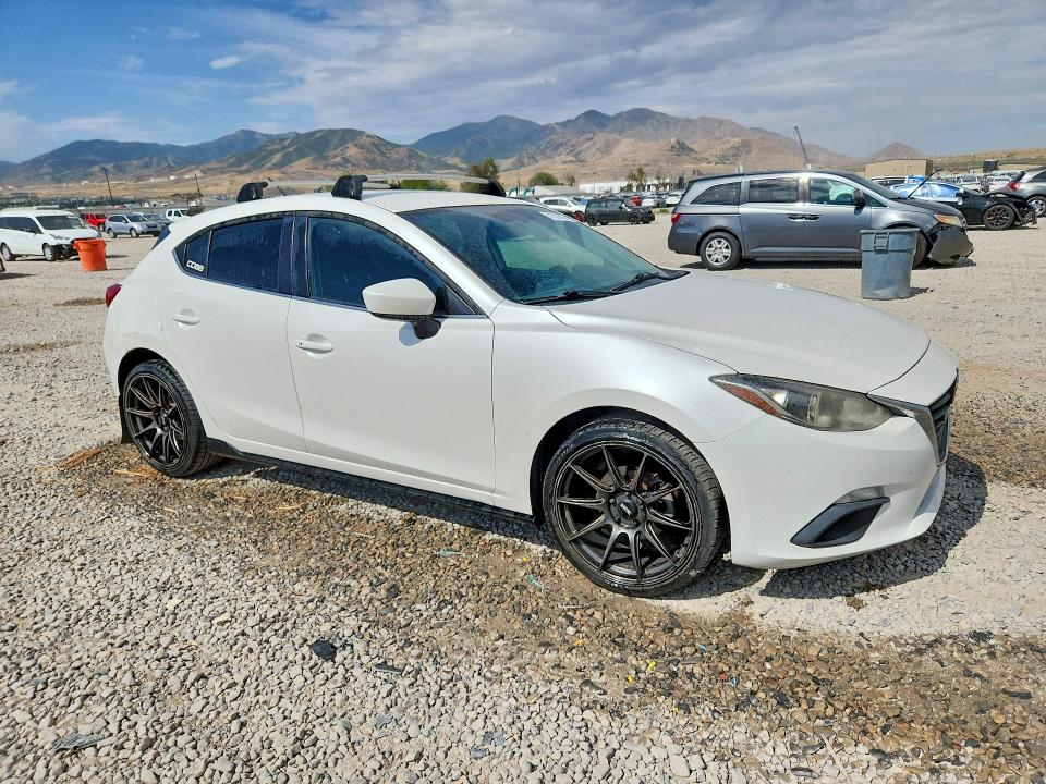 2014 Mazda 3 მანქანა იყიდება აუქციონზე, vin: JM1BM1L74E1150061, აუქციონის ნომერი: 61537636