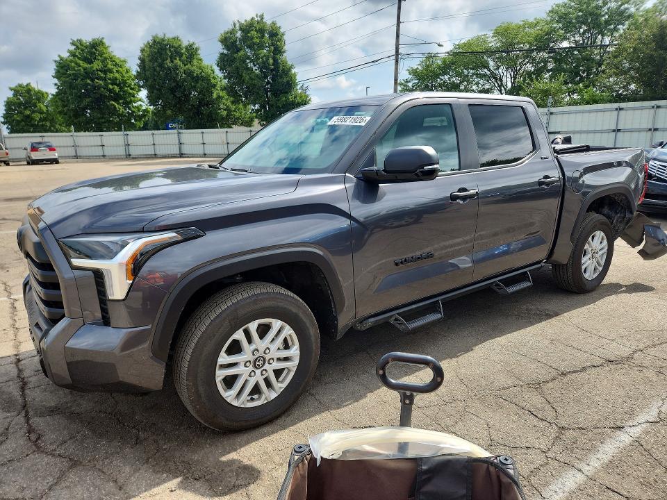 Продажа на аукционе авто 2025 Toyota Tundra, vin: 5TFLA5DBXSX329625, номер лота: 59821926