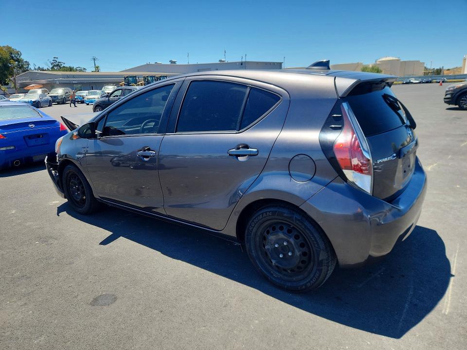 Продажа на аукционе авто 2016 Toyota Prius C, vin: JTDKDTB32G1136611, номер лота: 62879556