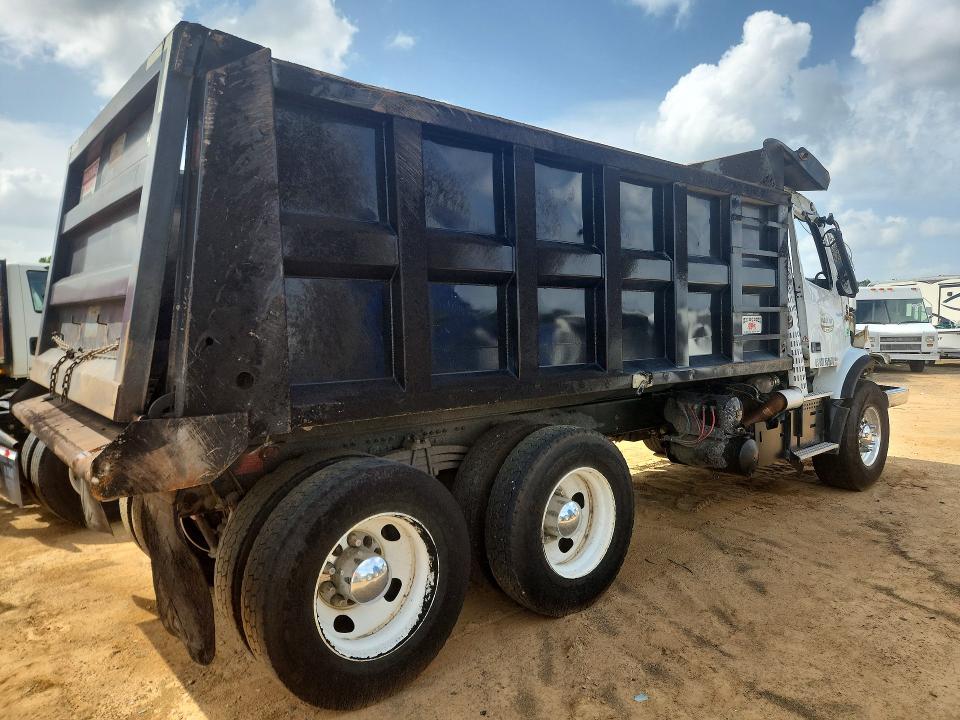 Продаж на аукціоні авто 2022 Volvo Vhd, vin: 4V5KC9EH6NN303099, номер лоту: 97686045