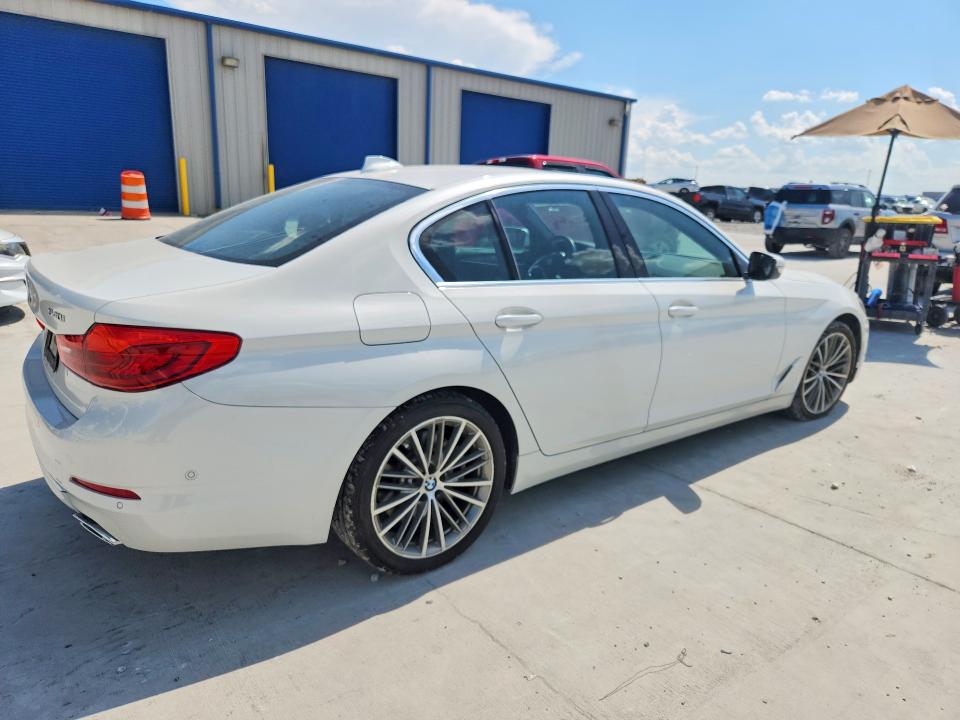2019 Bmw 540 მანქანა იყიდება აუქციონზე, vin: WBAJE5C5XKWE66142, აუქციონის ნომერი: 58961646