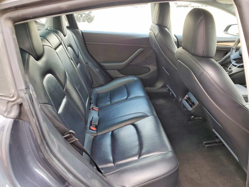 61361906 :رقم المزاد ، 5YJ3E1EA7NF372482 vin ، 2022 Tesla Model 3 مزاد بيع