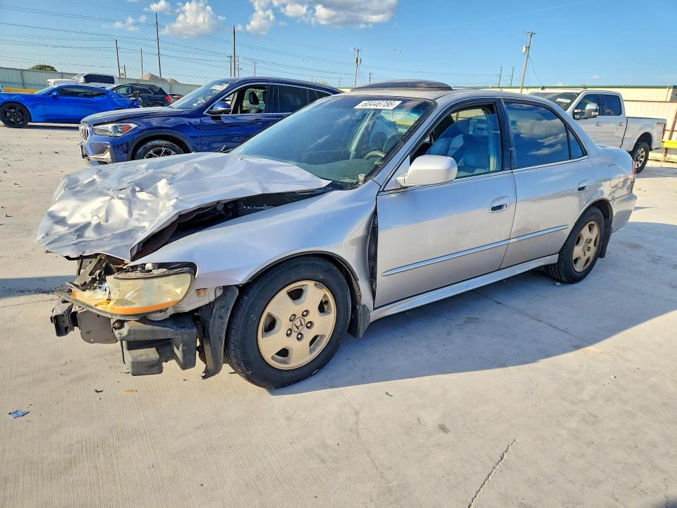 2002 Honda Accord მანქანა იყიდება აუქციონზე, vin: 1HGCG16552A055768, აუქციონის ნომერი: 60446786