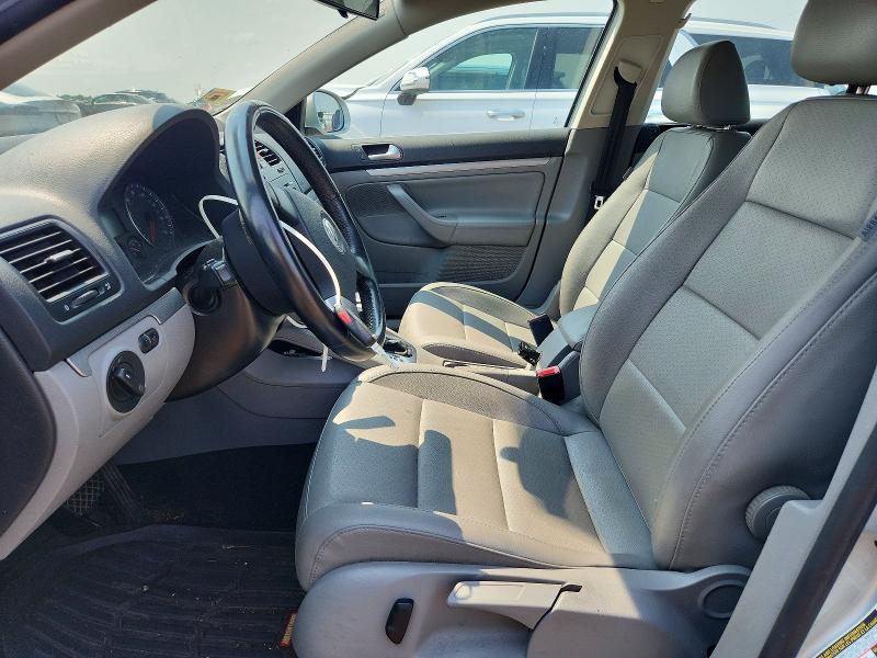 63013896 :رقم المزاد ، 3VWRM71K78M040246 vin ، 2008 Volkswagen Jetta مزاد بيع