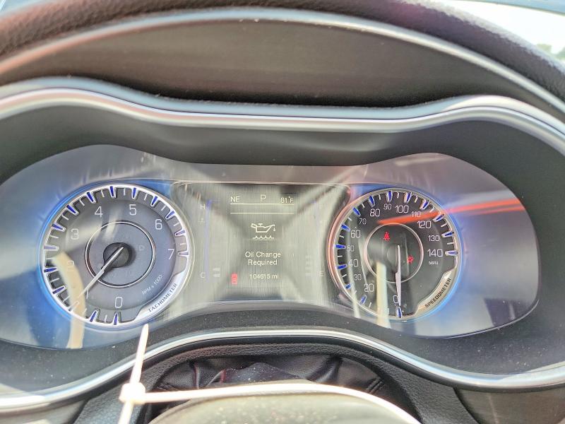 2015 Chrysler 200 მანქანა იყიდება აუქციონზე, vin: 1C3CCCAB3FN555689, აუქციონის ნომერი: 73342505