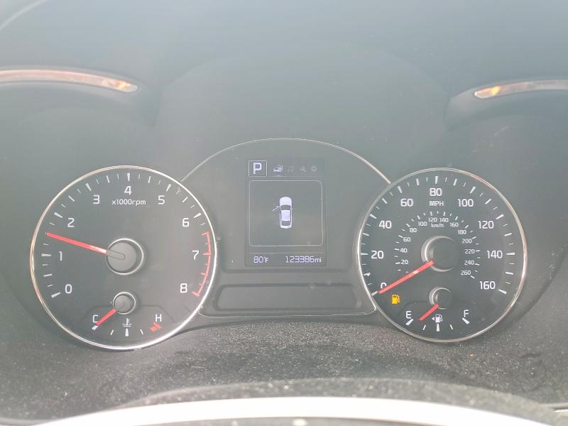 2018 Kia Forte მანქანა იყიდება აუქციონზე, vin: 3KPFL4A74JE241542, აუქციონის ნომერი: 61502716