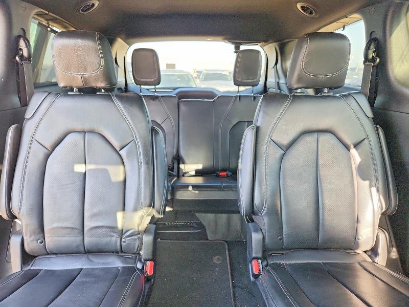 61337666 :رقم المزاد ، 2C4RC1BG2MR572200 vin ، 2021 Chrysler Pacifica مزاد بيع