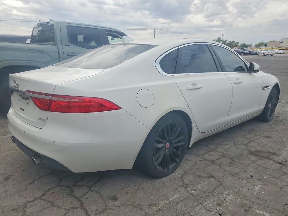 Продажа на аукционе авто 2016 Jaguar Xf, vin: SAJBE4BV8GCY13557, номер лота: 60244886