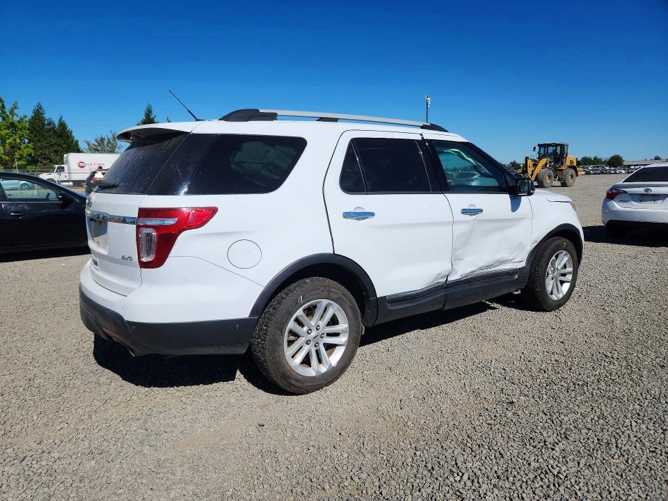 62449226 :رقم المزاد ، 1FM5K8D85FGC40767 vin ، 2015 Ford Explorer مزاد بيع