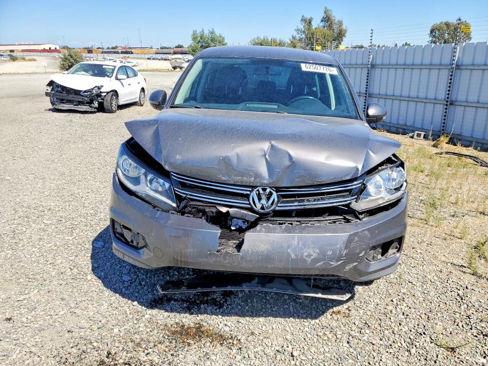 Продажа на аукционе авто 2014 Volkswagen Tiguan, vin: WVGBV3AX5EW621354, номер лота: 62507726