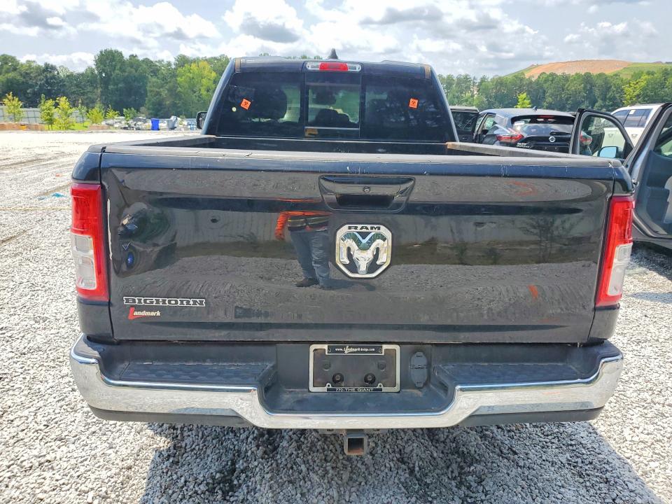 Продаж на аукціоні авто 2022 Ram 1500, vin: 1C6RREBG0NN452049, номер лоту: 62384036