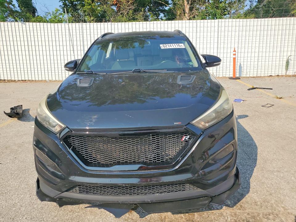 62141116 :رقم المزاد ، KM8J33A26HU342243 vin ، 2017 Hyundai Tucson مزاد بيع