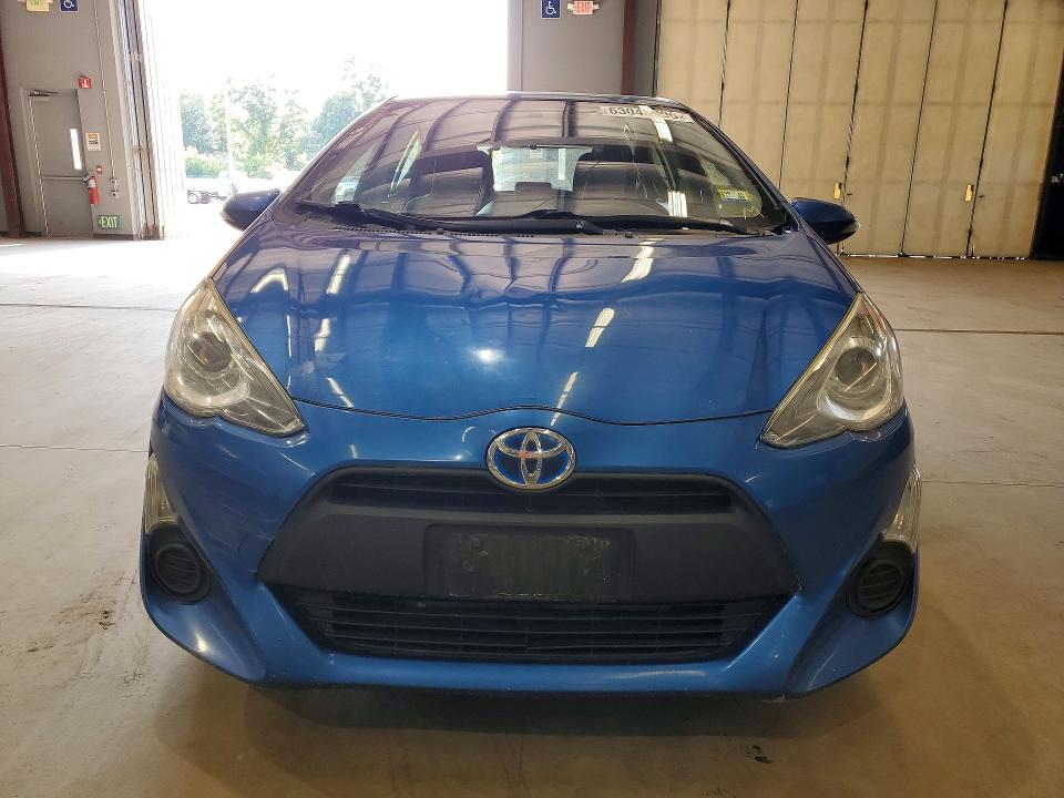 63045996 :رقم المزاد ، JTDKDTB34F1579860 vin ، 2015 Toyota Prius C مزاد بيع