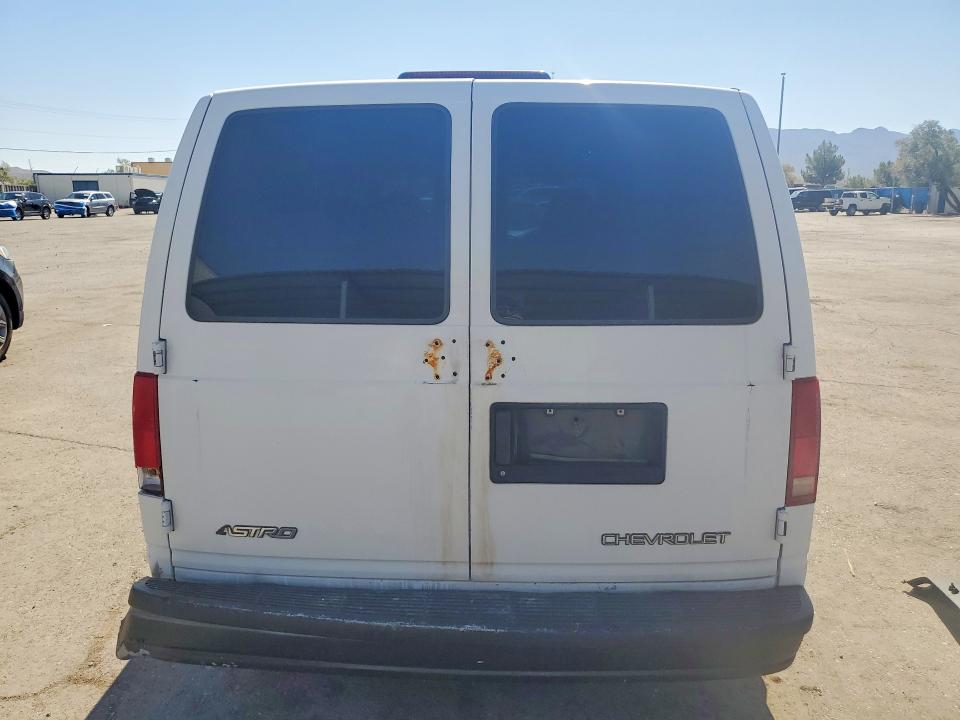 1998 Chevrolet Astro Van მანქანა იყიდება აუქციონზე, vin: 1GCDM19W8WB102694, აუქციონის ნომერი: 62627946