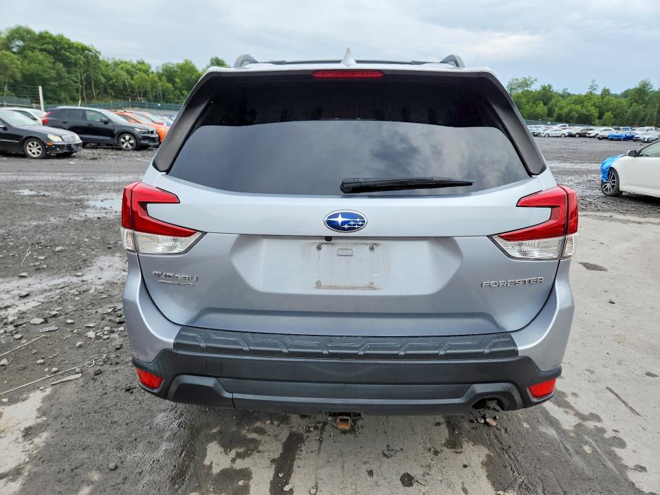 Продажа на аукционе авто 2021 Subaru Forester, vin: JF2SKAJC0MH499845, номер лота: 61610456