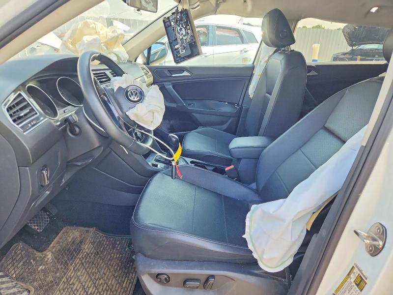 2020 Volkswagen Tiguan მანქანა იყიდება აუქციონზე, vin: 3VV3B7AX6LM040744, აუქციონის ნომერი: 61721356