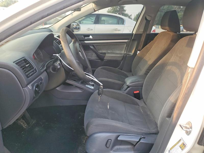 62136536 :رقم المزاد ، 3VWJM71K29M077574 vin ، 2009 Volkswagen Jetta مزاد بيع