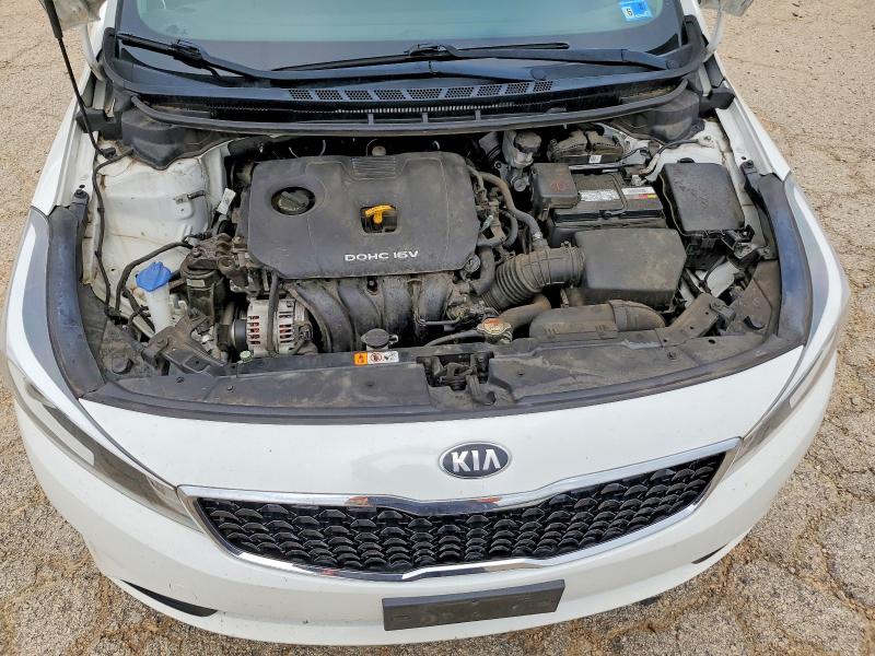 59905076 :رقم المزاد ، 3KPFK4A74JE270851 vin ، 2018 Kia Forte مزاد بيع