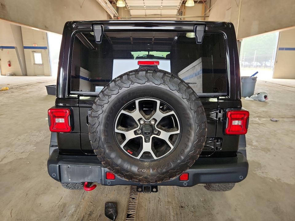 Продажа на аукционе авто 2018 Jeep Wrangler Unlimited, vin: 1C4HJXFG4JW146879, номер лота: 61327976