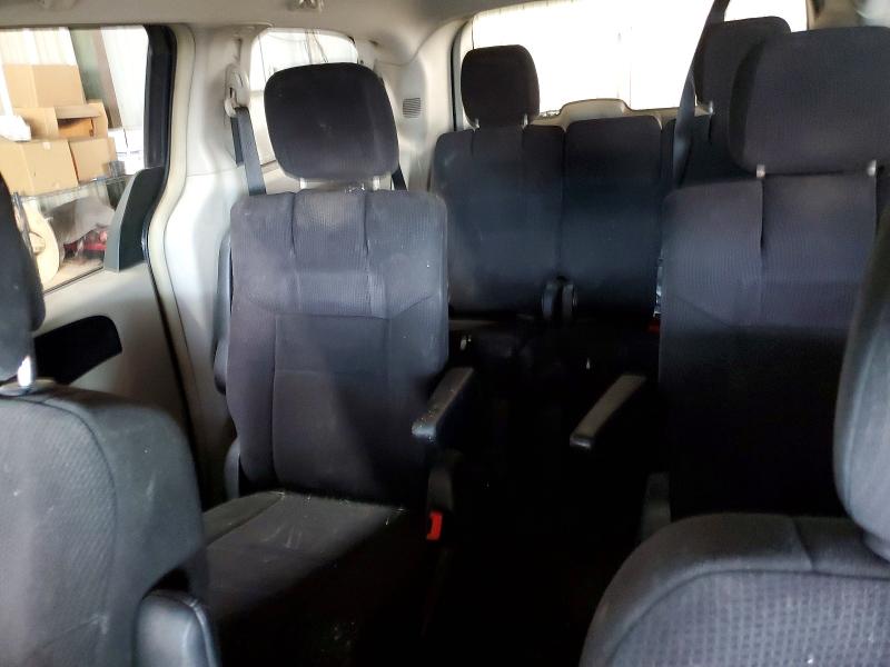 61381906 :رقم المزاد ، 2A4RR5DG2BR715852 vin ، 2011 Chrysler Town & Country مزاد بيع