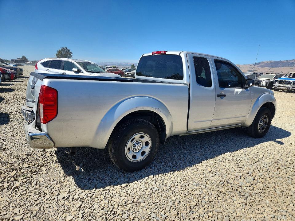60526666 :رقم المزاد ، 1N6BD0CT9FN756115 vin ، 2015 Nissan Frontier مزاد بيع