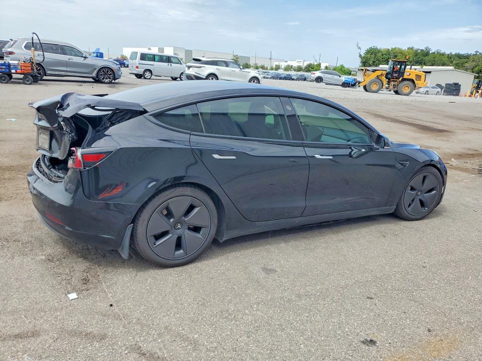 2020 Tesla Model 3 მანქანა იყიდება აუქციონზე, vin: 5YJ3E1EC9LF601324, აუქციონის ნომერი: 60758766